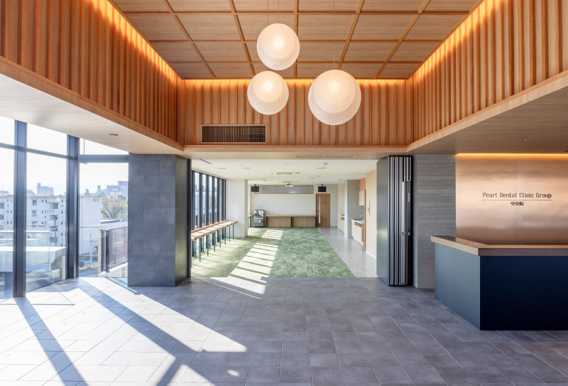 パール歯科「中央院」の待合室