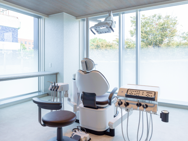 中央院「歯科診療台」