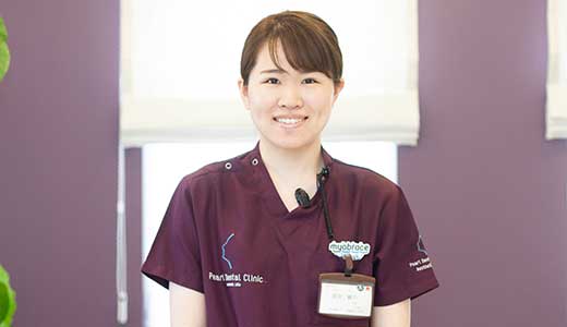 歯科衛生士「成合綾乃」